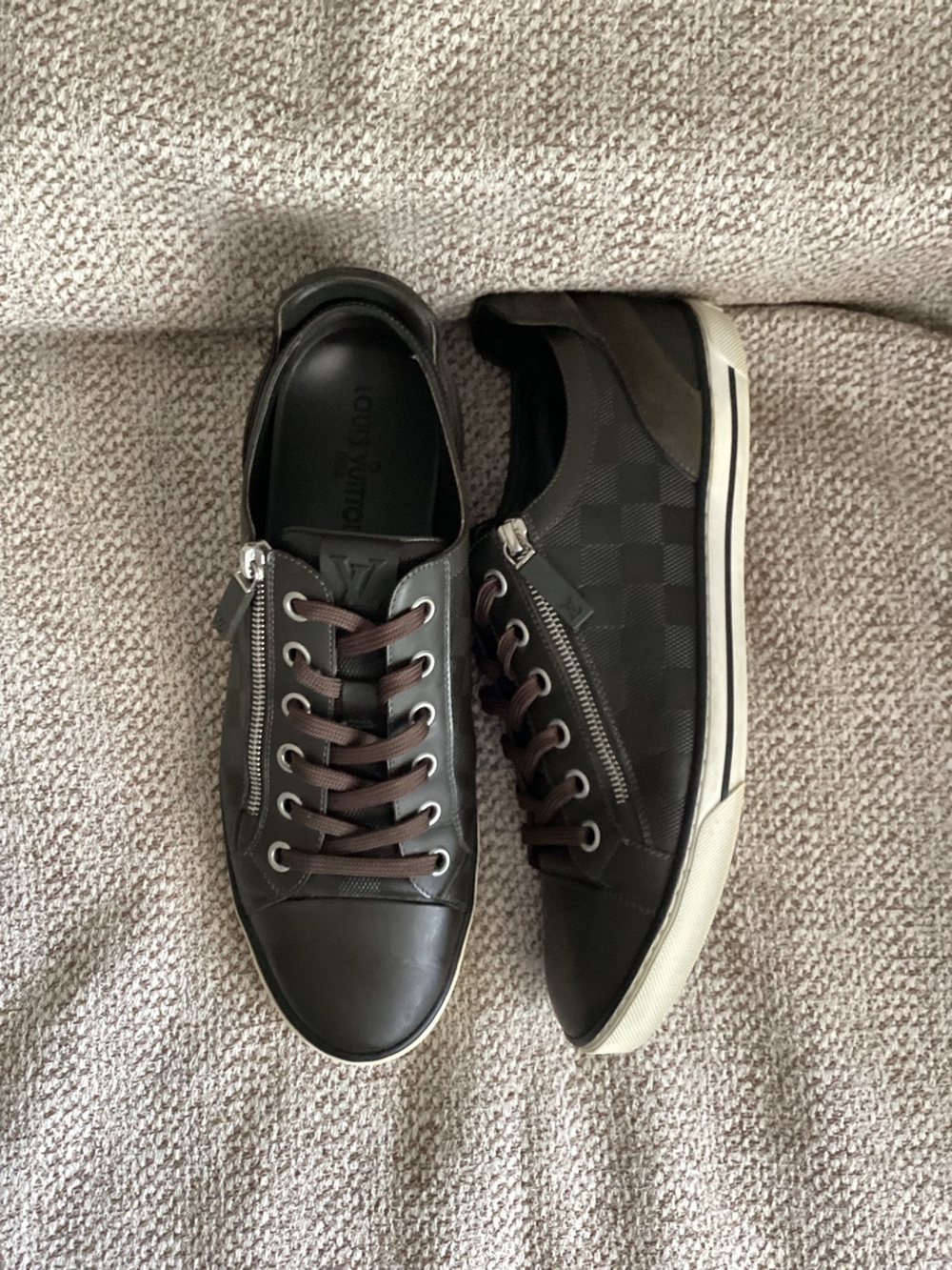 Louis Vuitton Damier Challenge Zip-Up Sneaker, Size 9